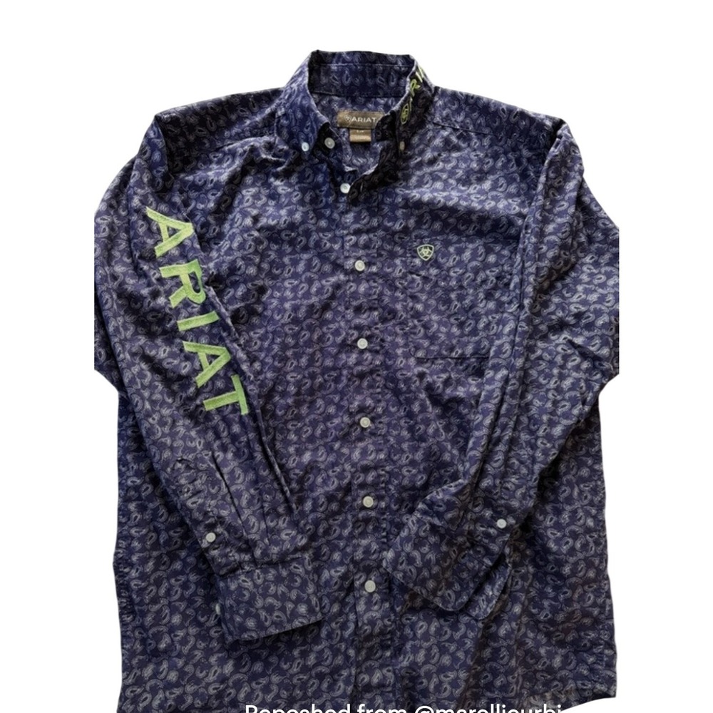 Ariat Paisley Button Down Shirt Mens Small Navy Blue Logo Sleeve Western Ranch